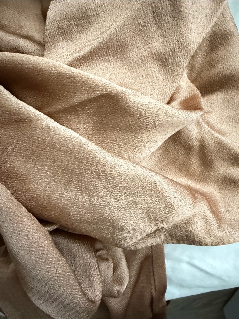 Reiss Wide-Leg Satin Trousers in Camel - Picture 4 of 6